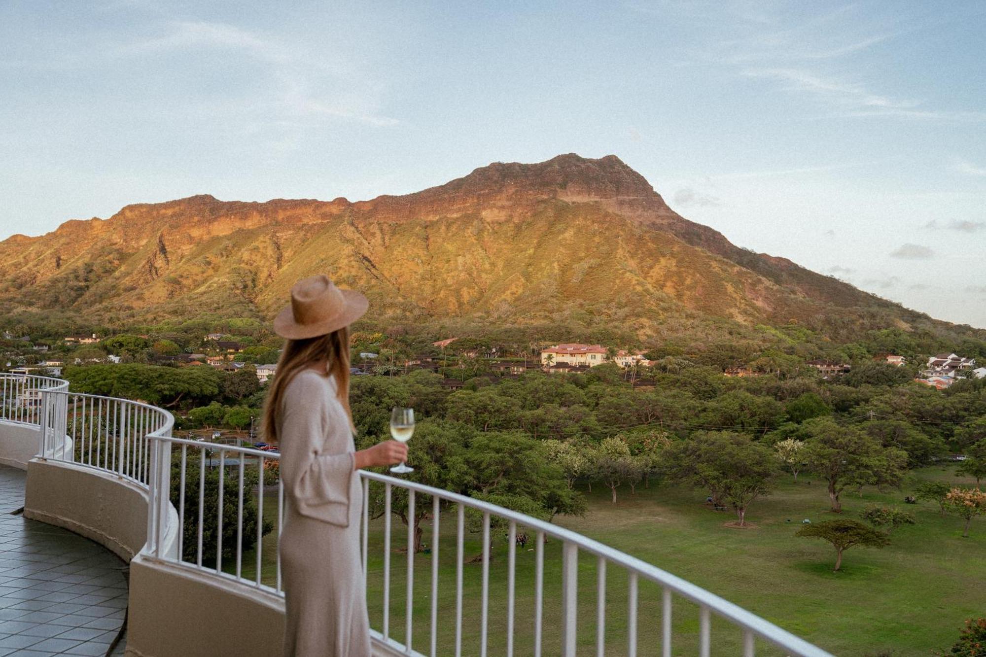Lotus Honolulu At Diamond Head Hotel Екстериор снимка